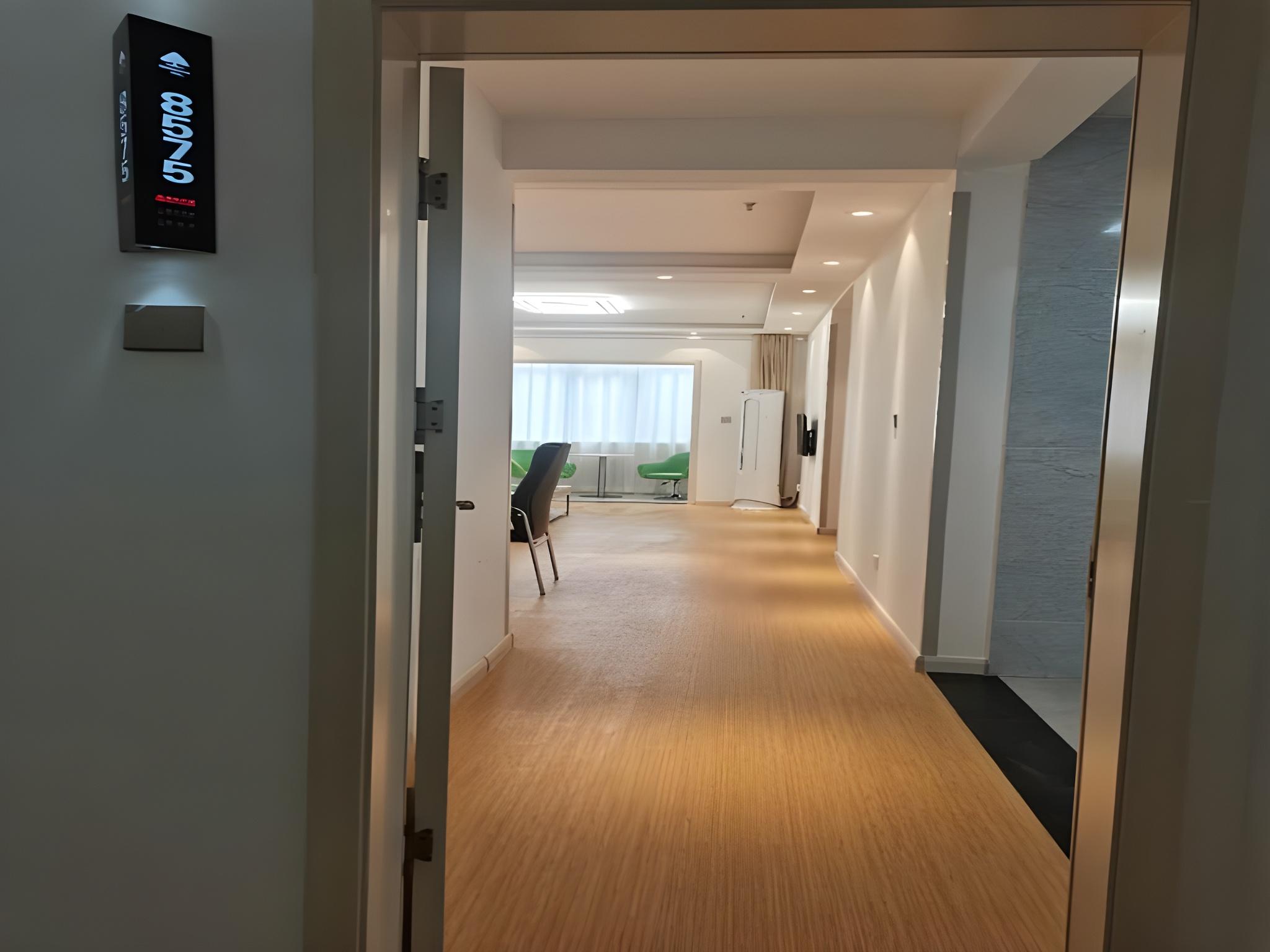 GreenTree Inn Tongchuan Yaozhou District New District Hospital Business Hotel 9/42