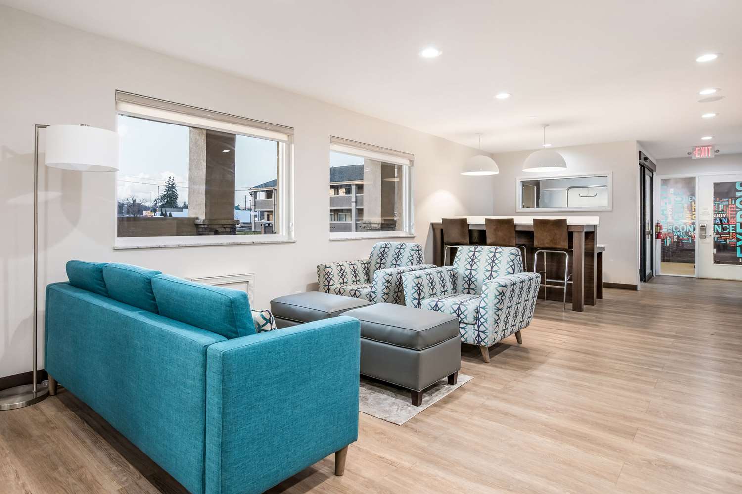 Clarion Pointe East Lansing University Area 24/33
