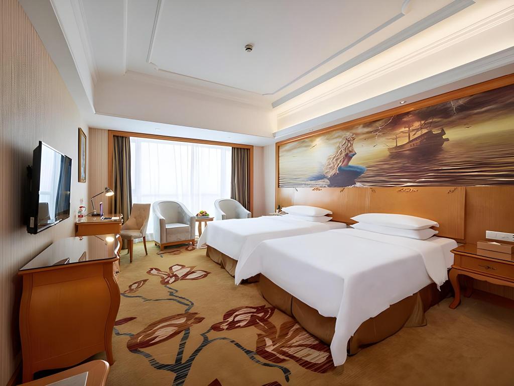 Deluxe, Twin Beds