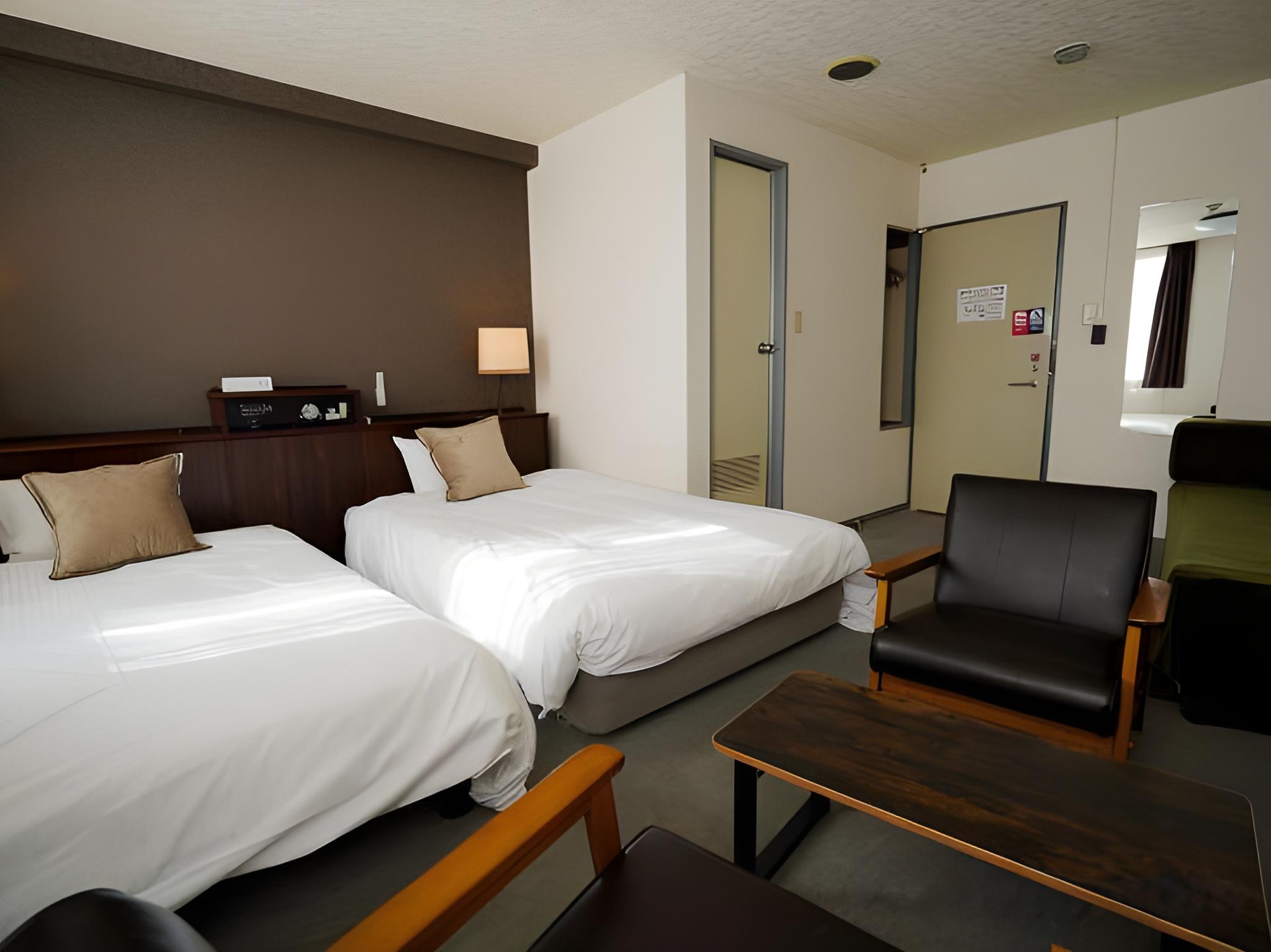 Room, Twin Beds
