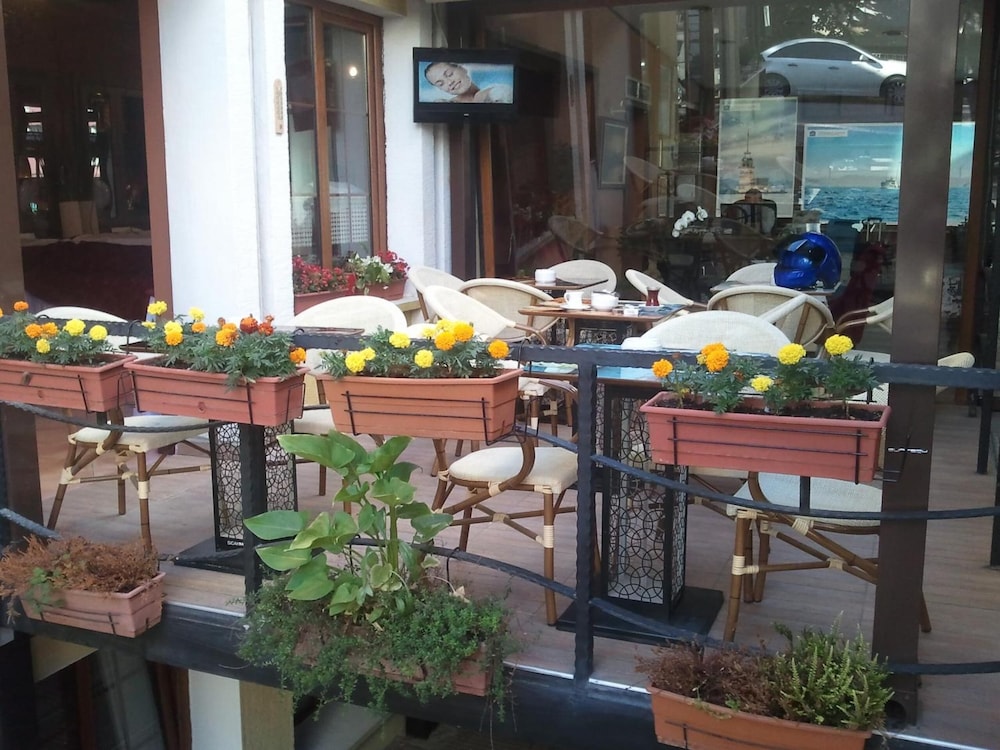 Bakirkoy Tashan Business & Airport Hotel 30/50