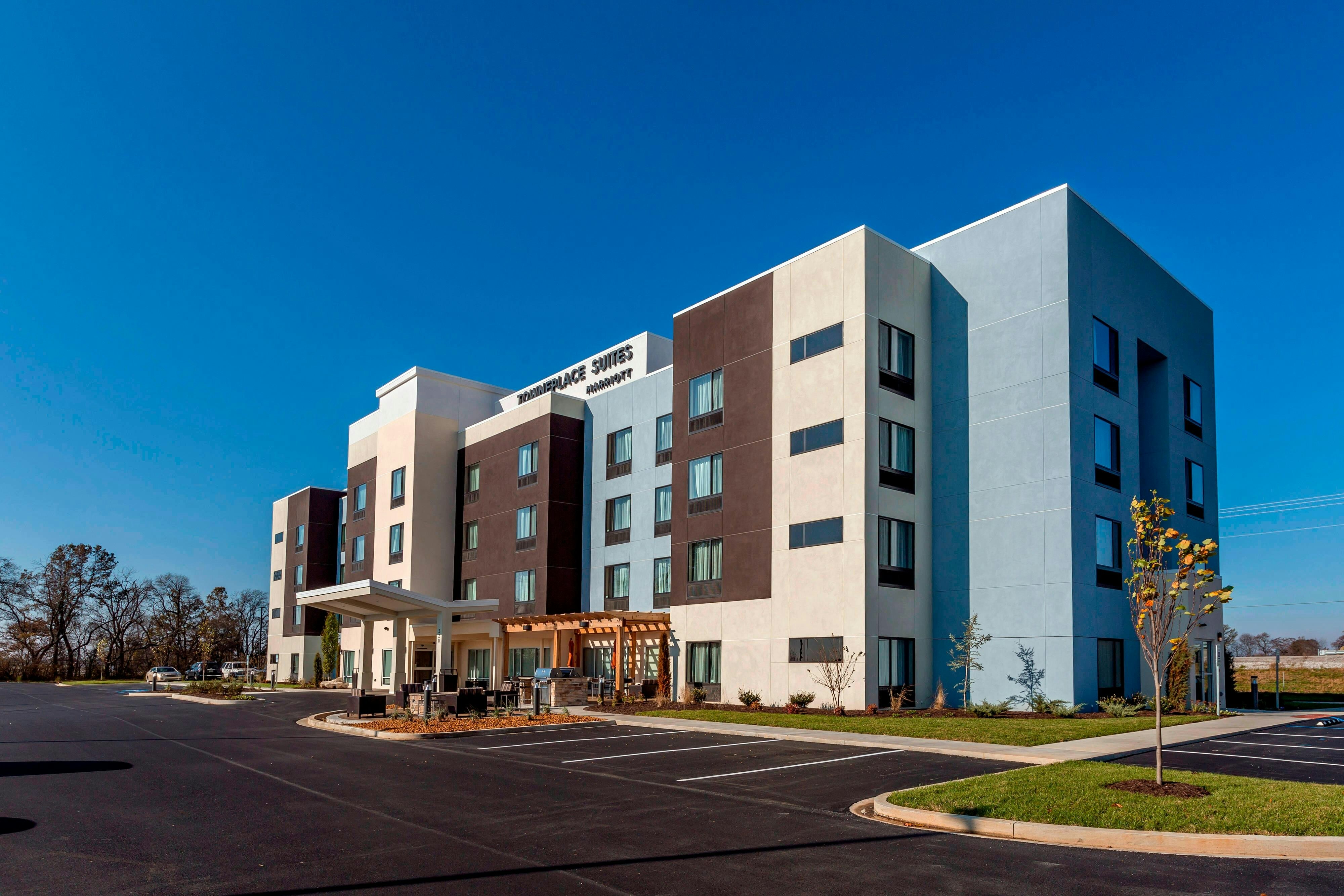 Towneplace Suites By Marriott Hopkinsville 2/29