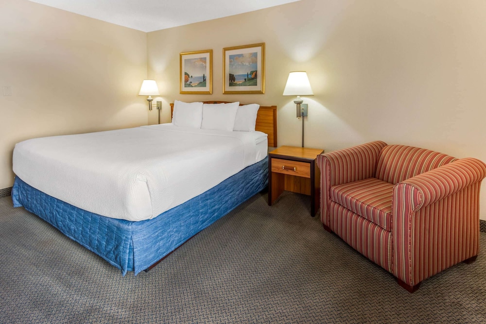 La Quinta Inn & Suites by Wyndham Las Cruces Organ Mountain 24/49