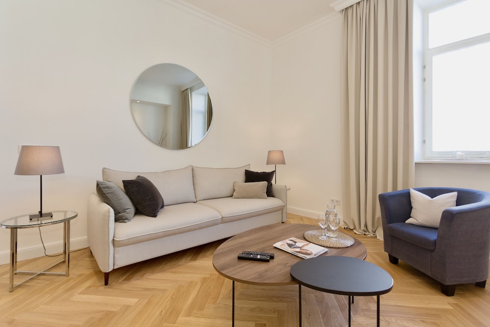 Vilnius Apartments & Suites - Town Hall 24/50
