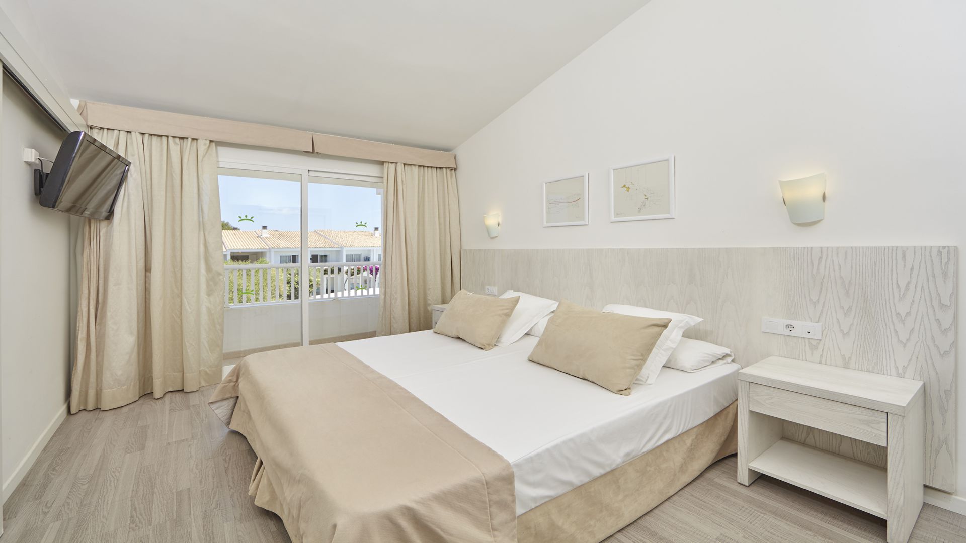 Prinsotel La Caleta Hotel And Apartments 16/50