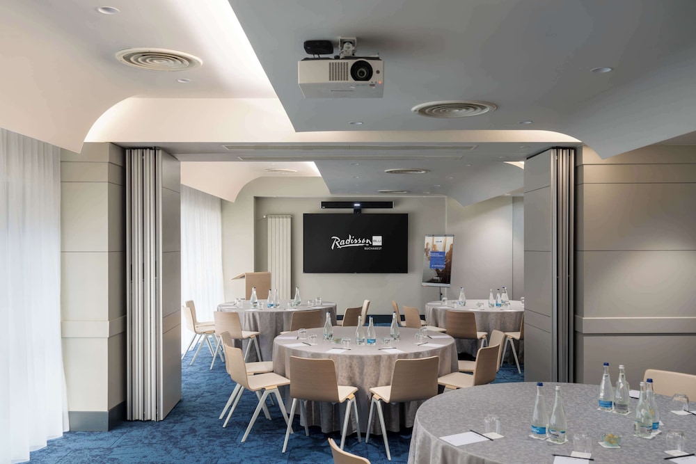 Radisson Blu Hotel Bucharest 65/75