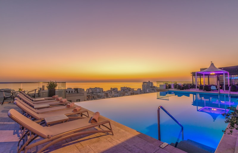 THE PALACE SLIEMA 79/83