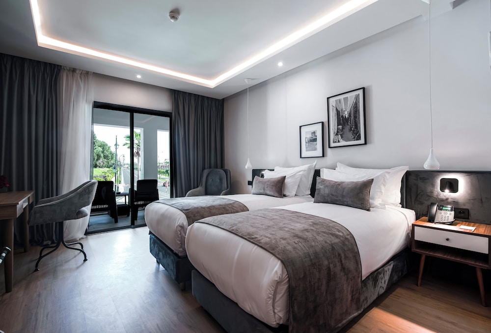Room Deluxe