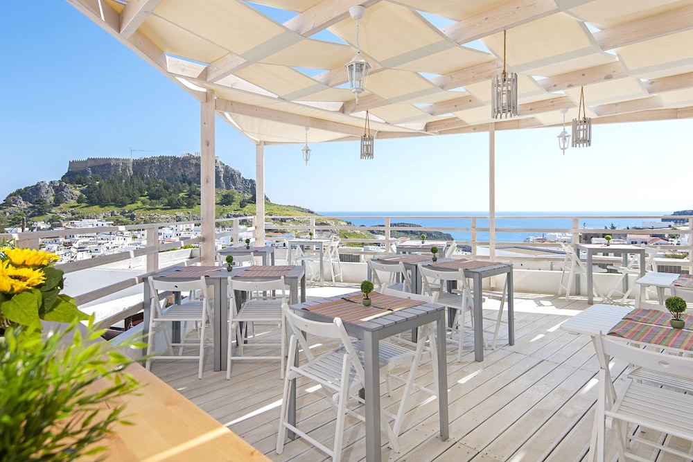 Lindos Harmony Suites 37/50