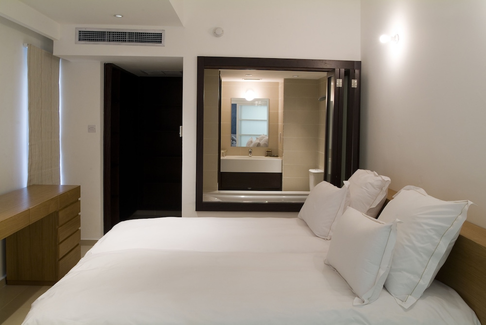 Napa Mermaid Hotel Suites 48/90