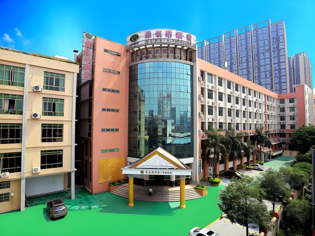 Vienna Hotel (Guangzhou Hanxi Changlong Park Branch) 8/51