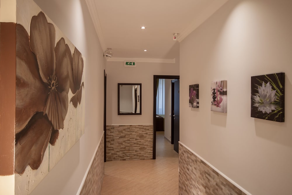 Rome King Suite 13/69