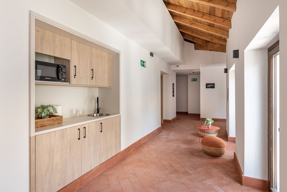 Libere Cordoba Patio Santa Marta 33/45