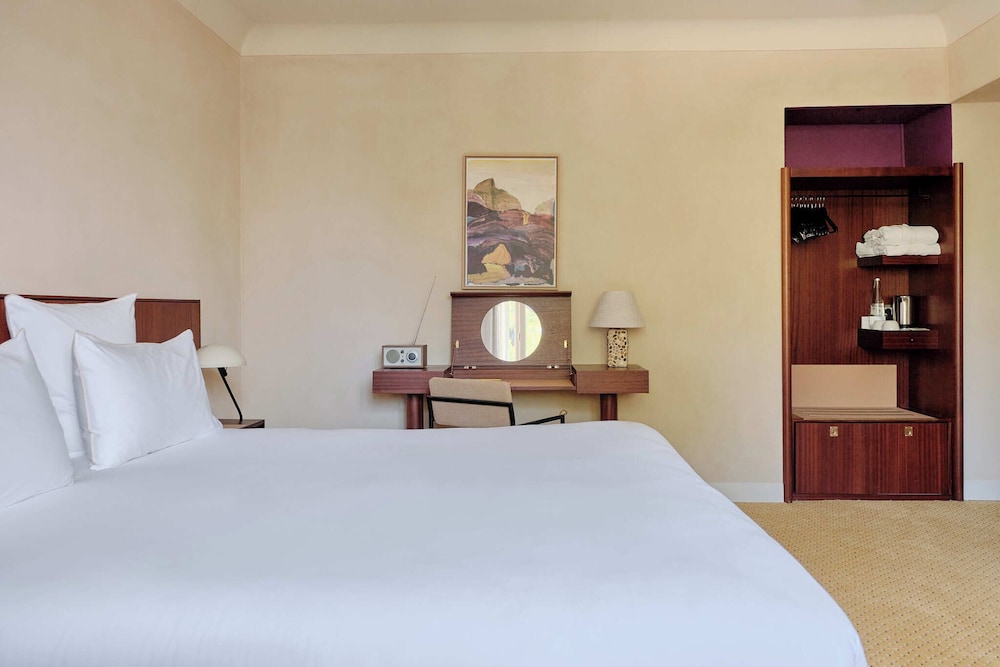 Hotel Le Provencal 11/54