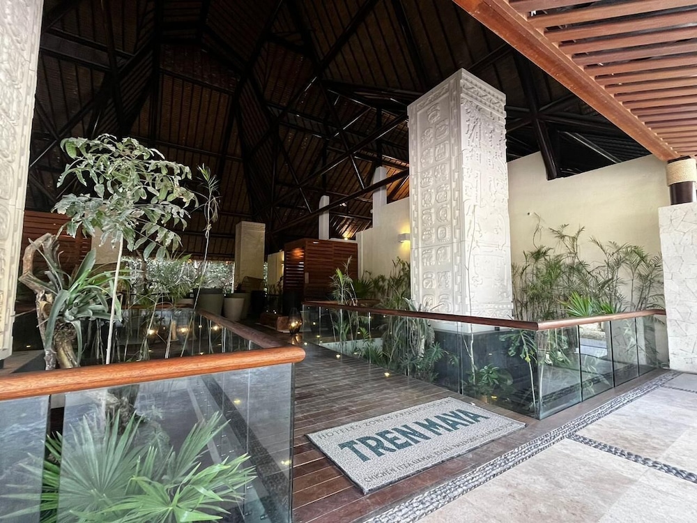 Hotel Mundo Maya Calakmul 8/50