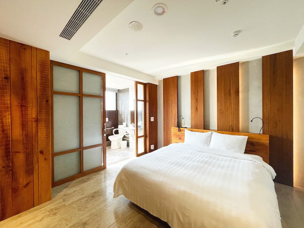 ROOM, DOUBLE BED, ACCESSIBLE
