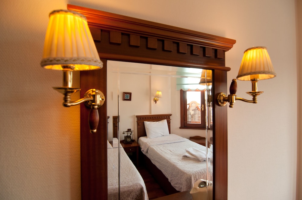 Emine Sultan Hotel 25/59