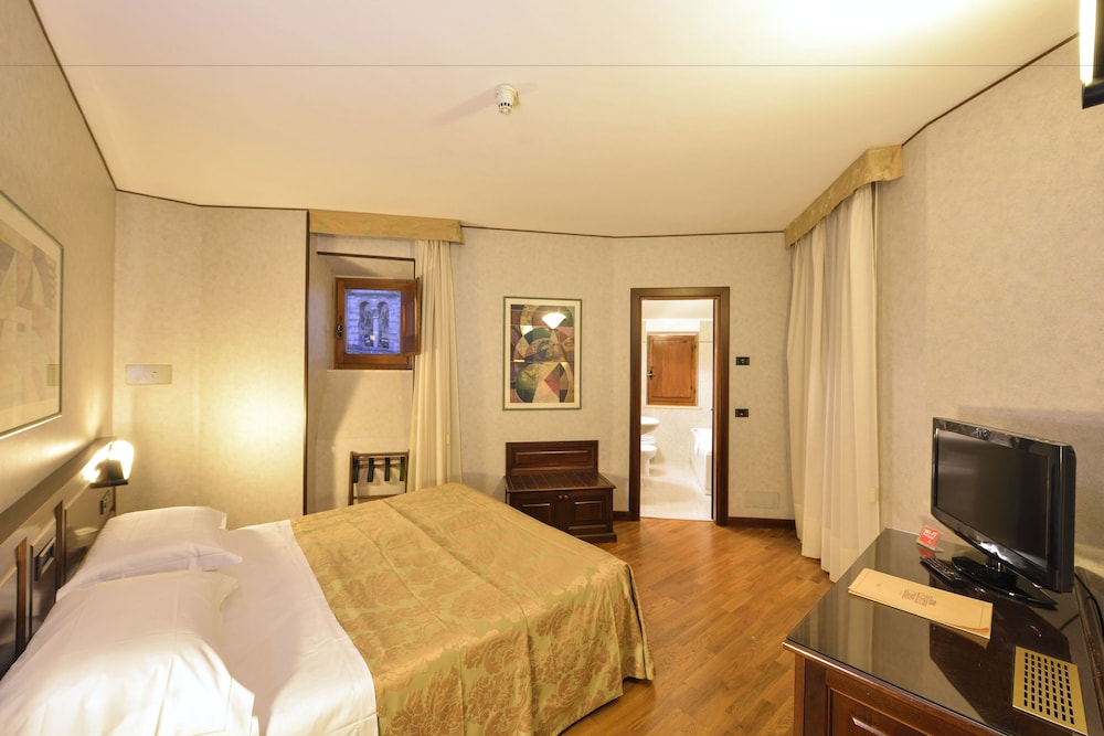 Hotel Fonte Cesia 12/41