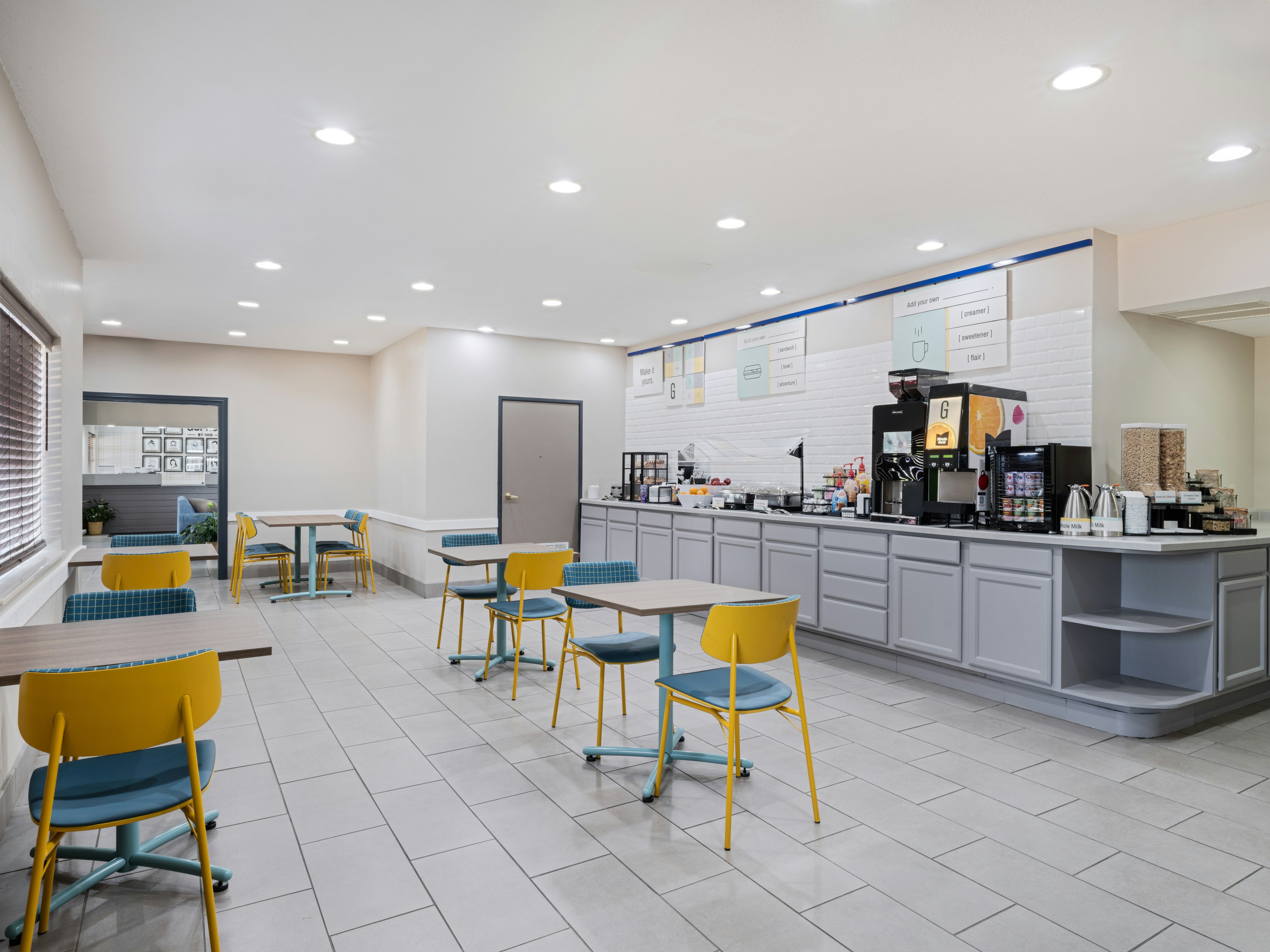 Country Inn & Suites By Radisson, Decatur, IL 28/40