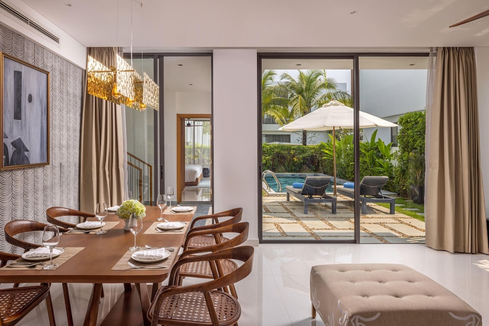 Wyndham Royal Beachfront Resort & Spa Hoi An Danang 44/59