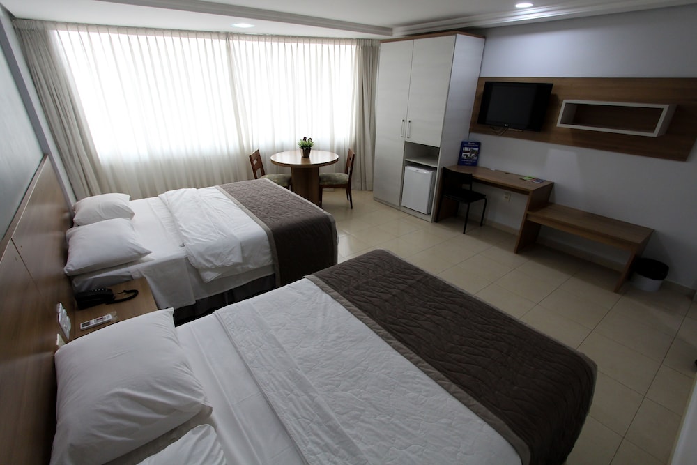 Golden Ville Hotel 30/66