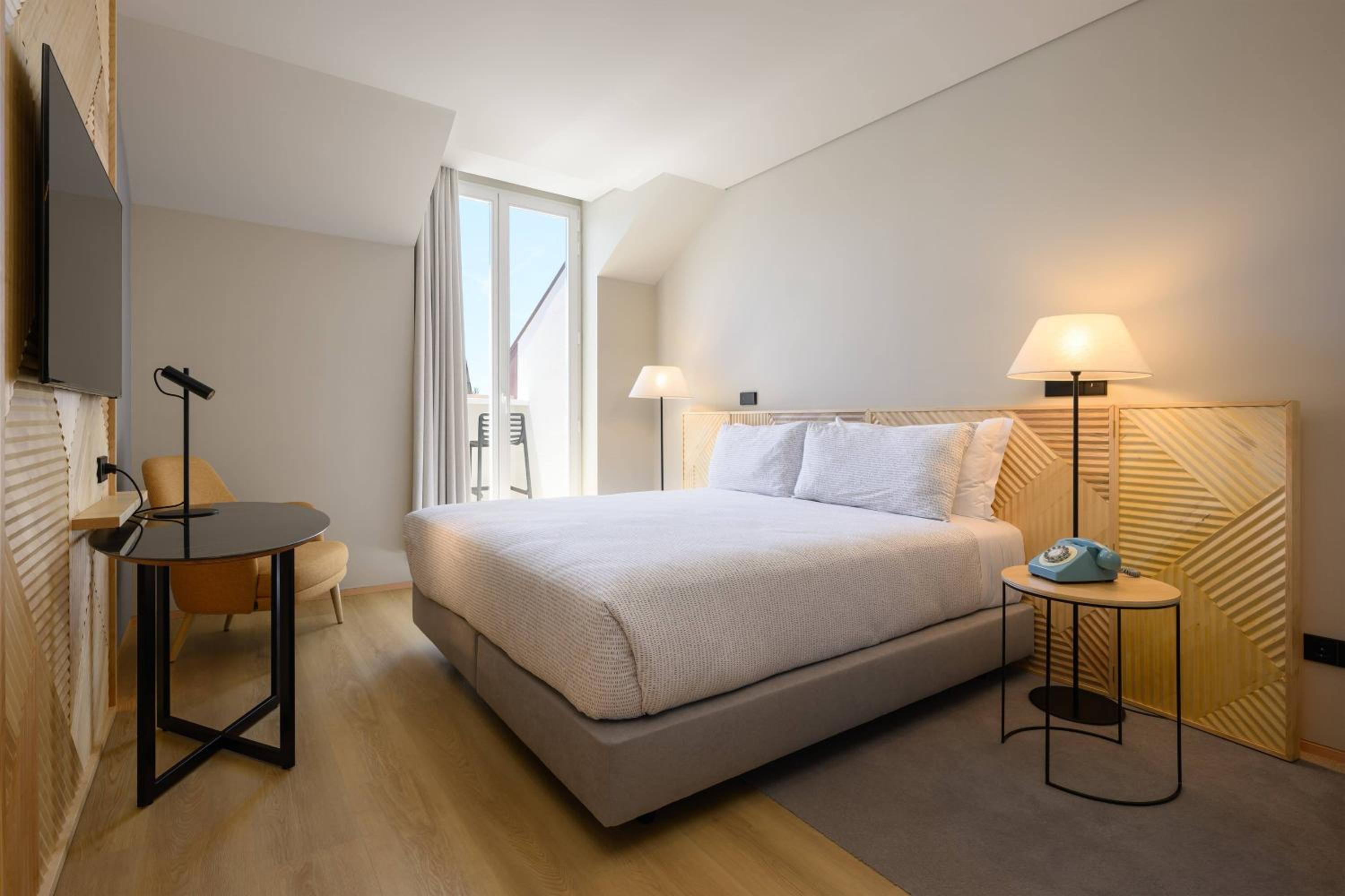 Innside, Double Bed, City View