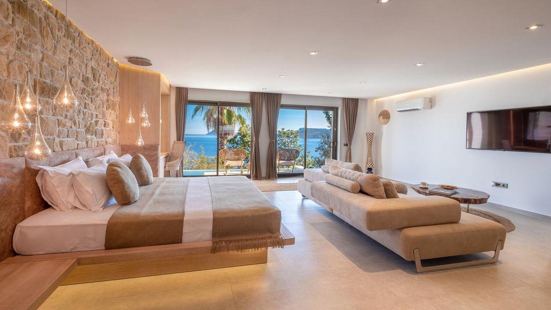 Aqua, Suite, King Bed