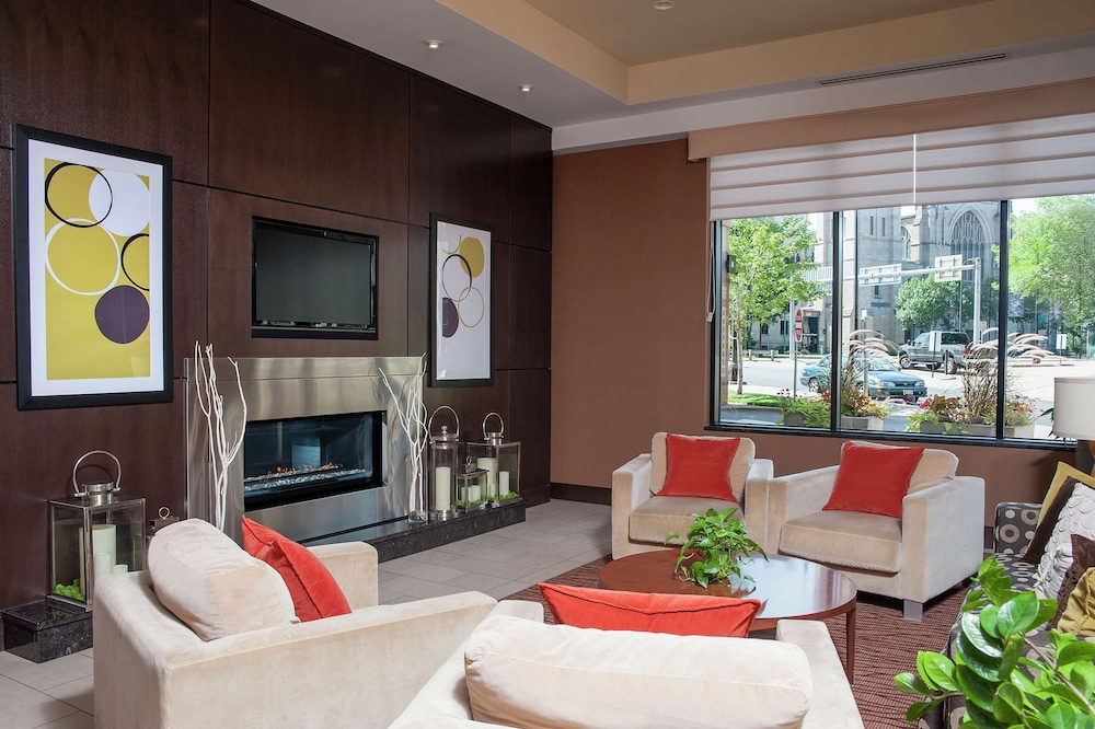 Hilton Garden Inn Minneapolis Downtown 36/56