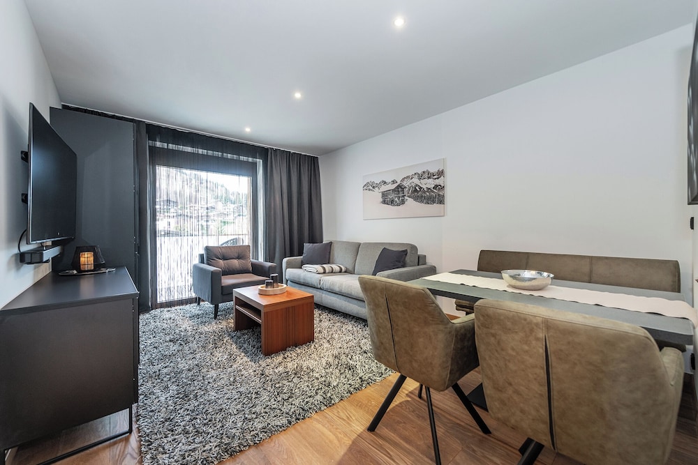 AlpenParks Hotel & Apartment Taxacher 62/71