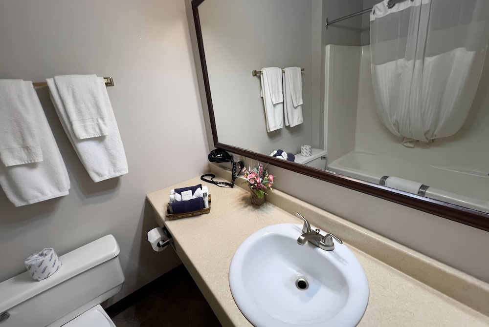 Ramada by Wyndham Florenceville 47/49