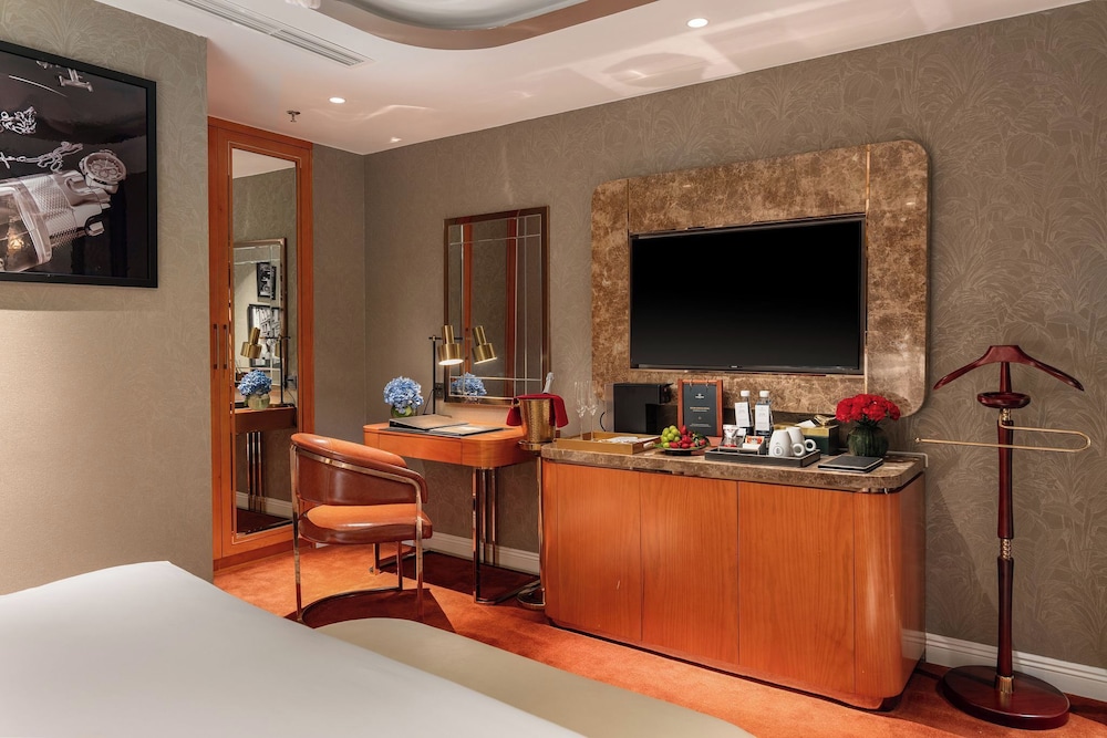 The Haron Hanoi Boutique Hotel 41/47