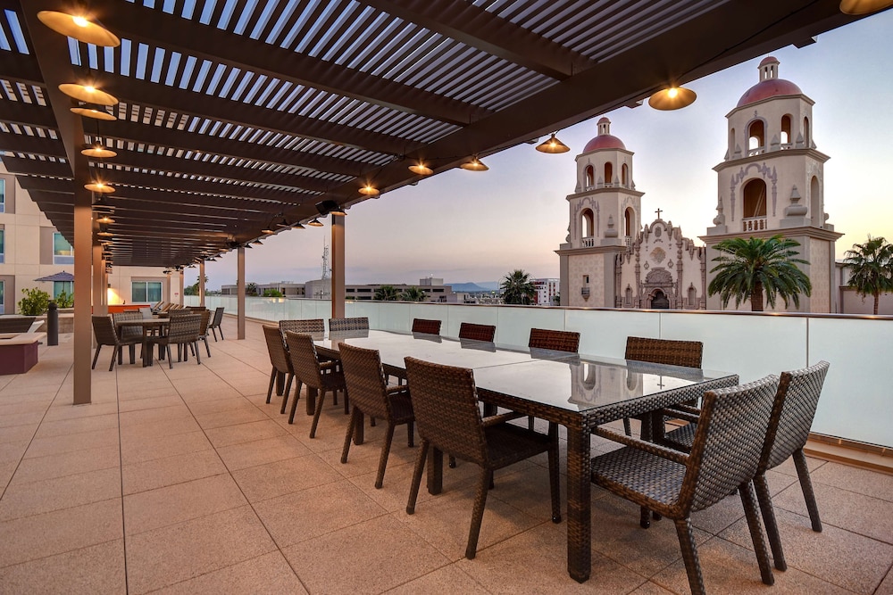 Hampton Inn Tucson Downtown 39/48