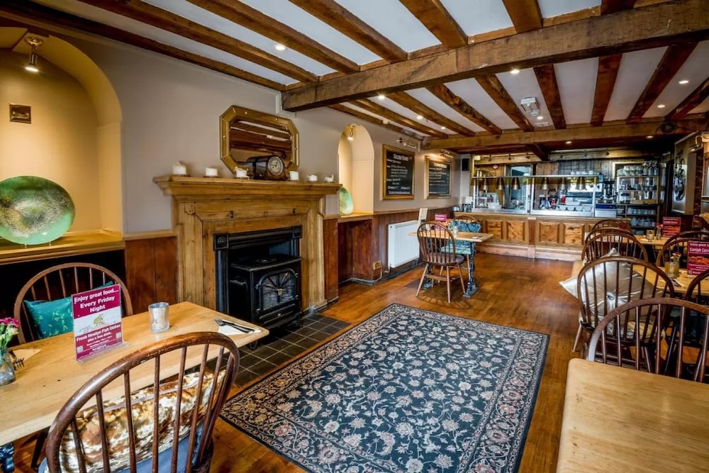 The Longboat Inn 29/41