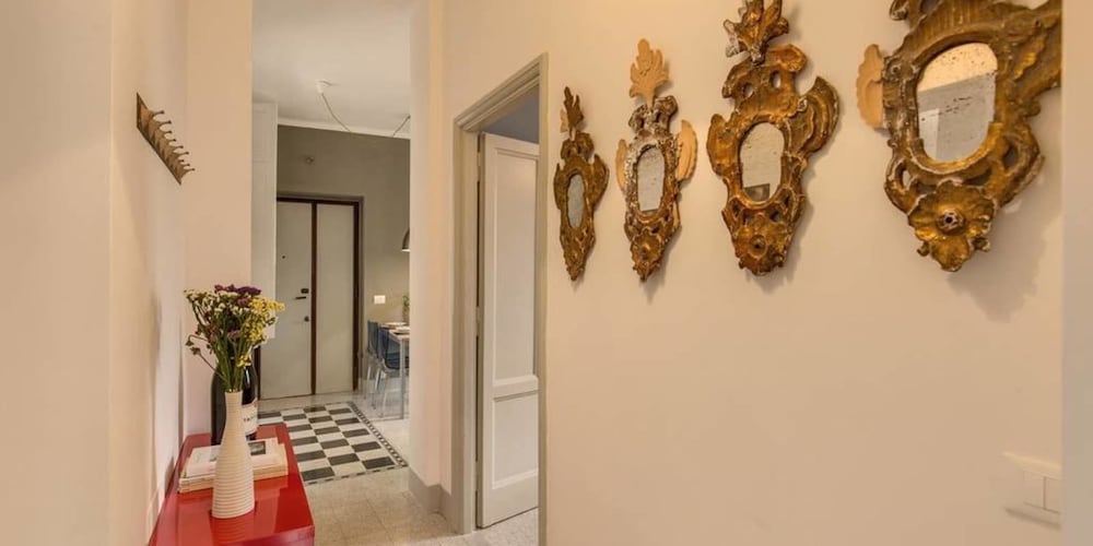 Monti - Coliseum 3 bedroom apartment 16/32