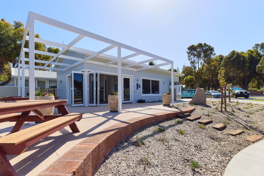 RAC Esperance Holiday Park 51/60