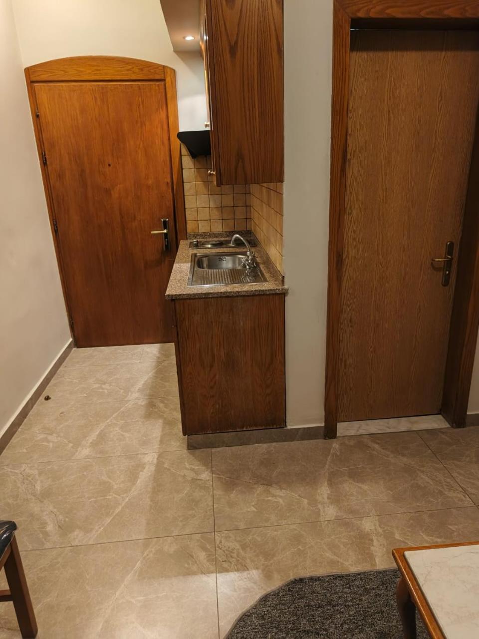 Kindi Suites Hotel 2/37