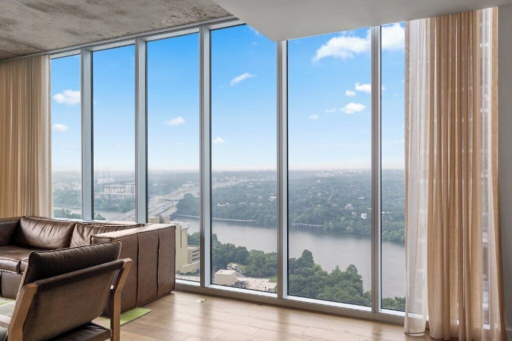 Austin Condo Hotel 23/49