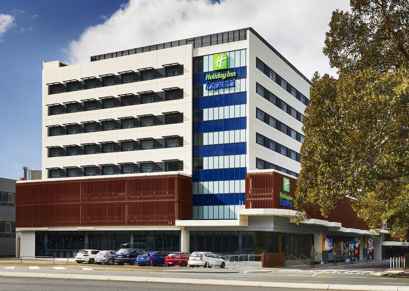 HOLIDAY INN EXPRESS NEWCASTLE 5/63