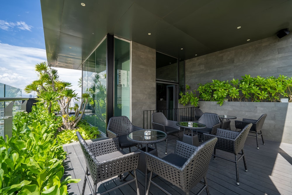 Legend Boutique Hotel 51/69