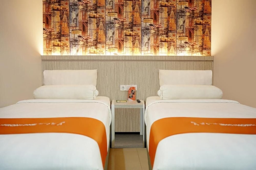 Standard, Twin Beds