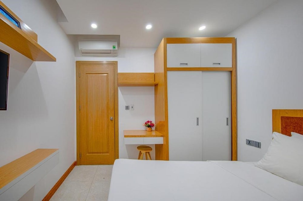 Sea Queen Hotel 13/50
