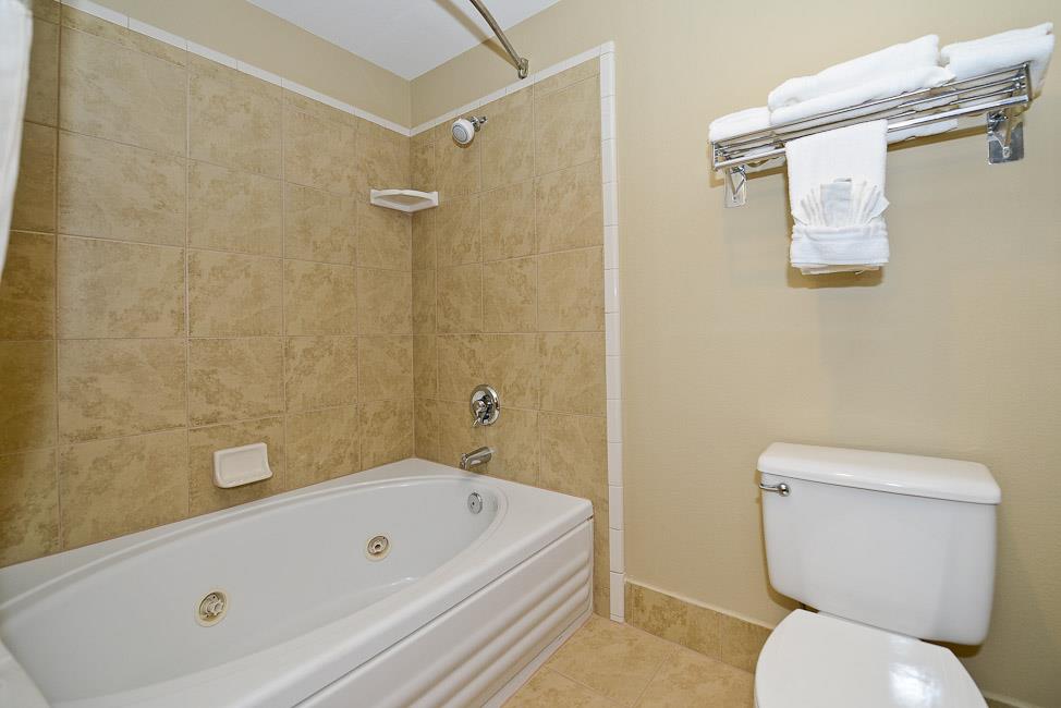 Best Western Plus Prairie Inn 19/19