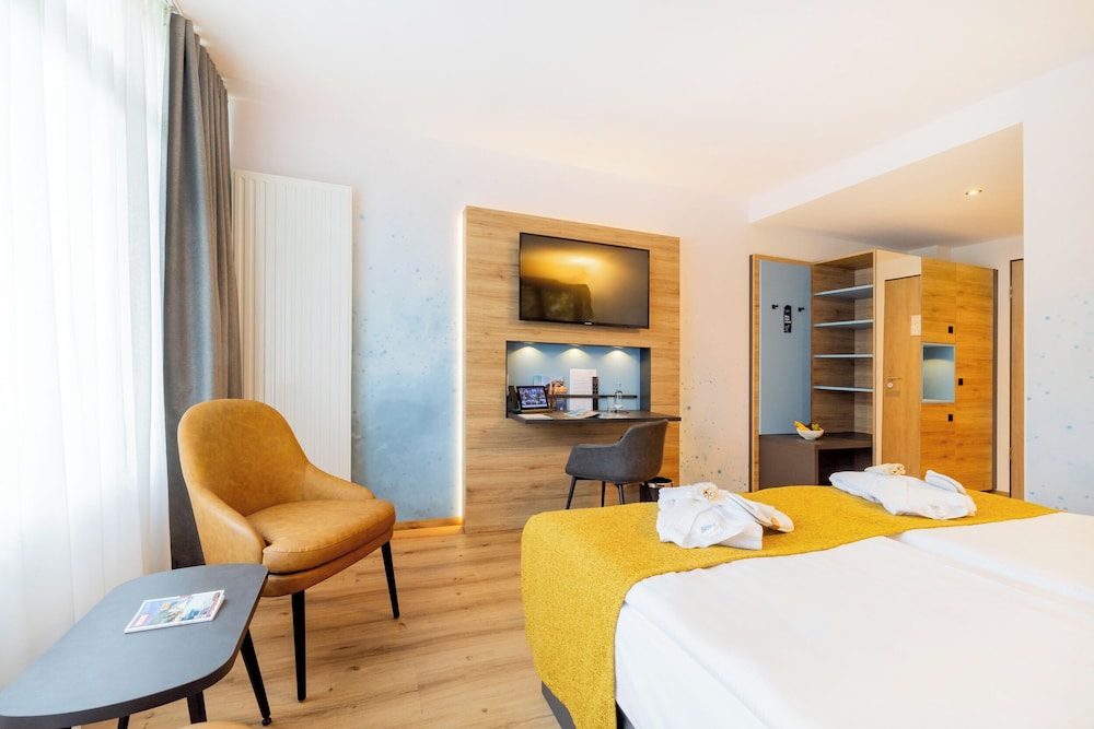 Parkhotel Ruegen 24/64