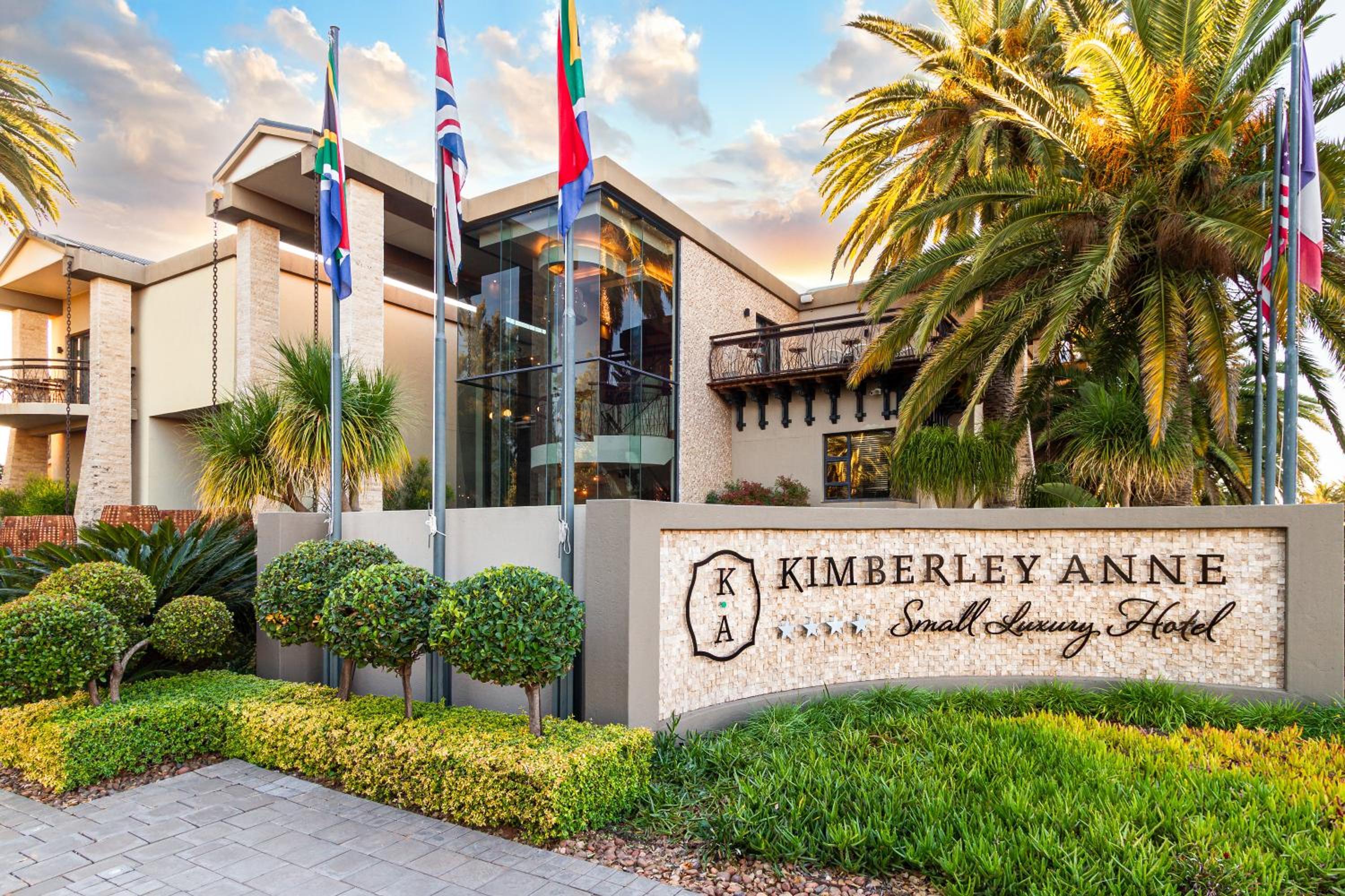 Kimberley Anne Hotel 47/50