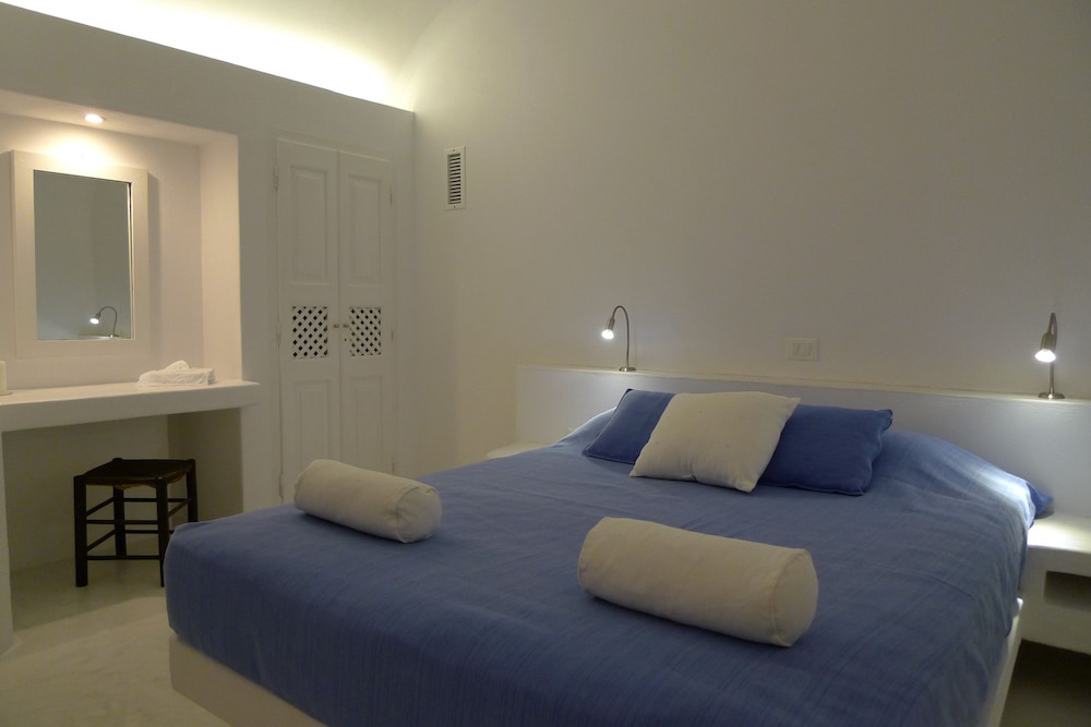 Altana Heritage Suites 2/14