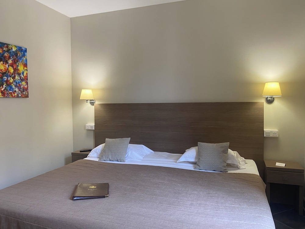 CLASSIC, DOUBLE BED