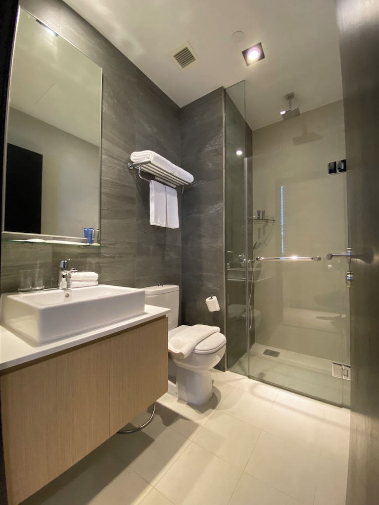 Momentus Serviced Residences Novena 47/50