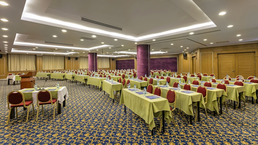 Ozkaymak Select Resort Hotel 35/50