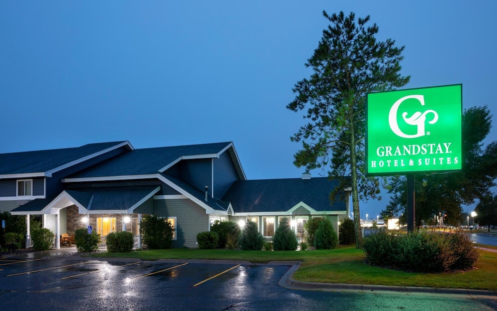 Grandstay Hotel Suites 2/50