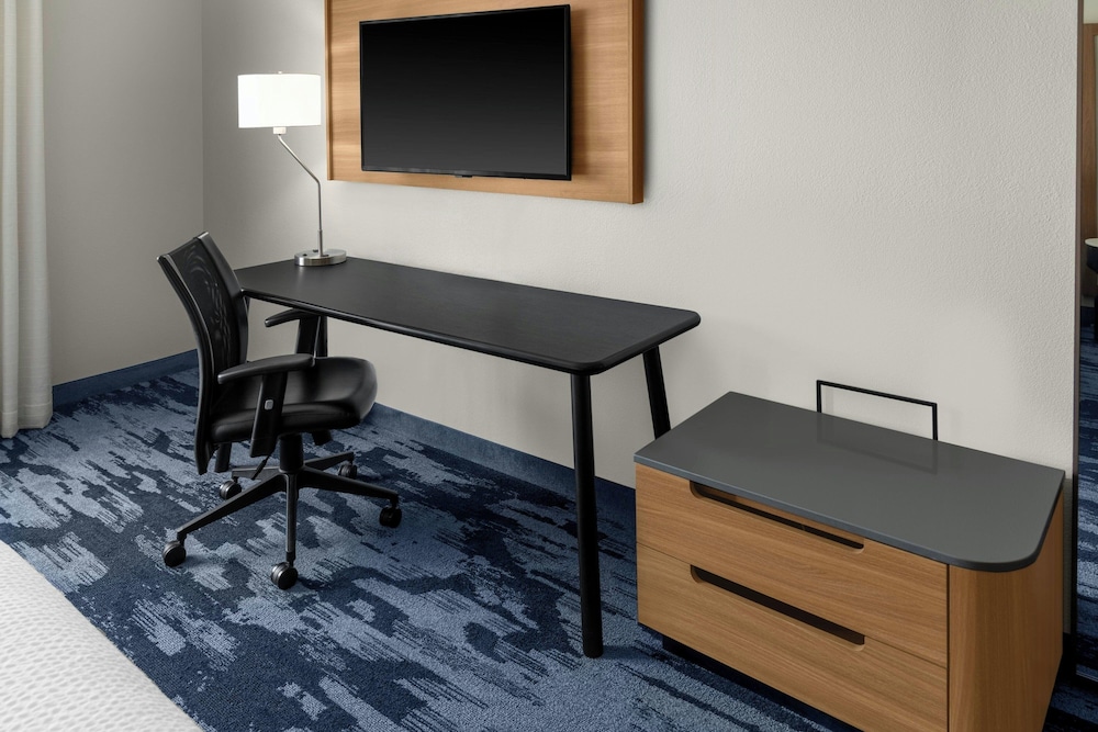 FAIRFIELD INN AND SUITES ATLANTA ACWORTH 42/50